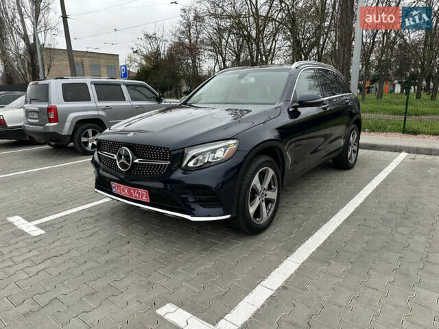 Синий Мерседес ГЛЦ-Класс, объемом двигателя 1.99 л и пробегом 110 тыс. км за 25999 $, фото 1 на Automoto.ua