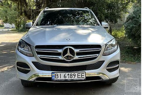 Сірий Мерседес ГЛE 350, об'ємом двигуна 3.5 л та пробігом 58 тис. км за 33700 $, фото 1 на Automoto.ua