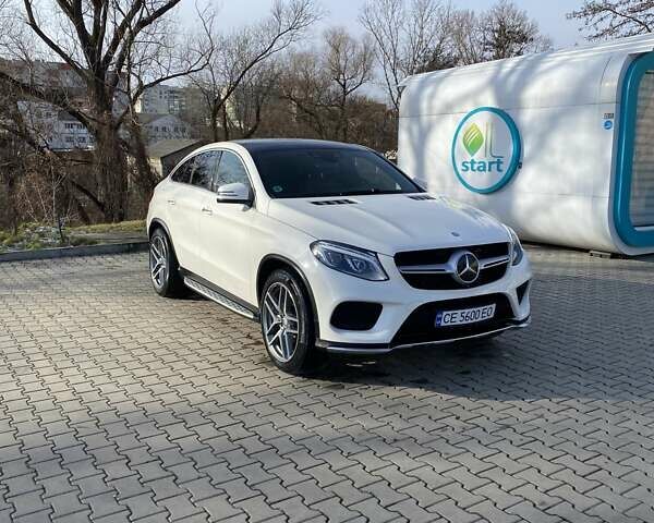 Белый Мерседес ГЛЕ-Класс, объемом двигателя 2.99 л и пробегом 180 тыс. км за 37800 $, фото 1 на Automoto.ua