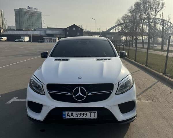 Білий Мерседес ГЛЕ-Клас, об'ємом двигуна 3 л та пробігом 206 тис. км за 40000 $, фото 1 на Automoto.ua