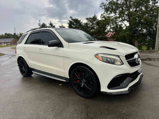 Білий Мерседес ГЛЕ-Клас, об'ємом двигуна 5.5 л та пробігом 73 тис. км за 18300 $, фото 1 на Automoto.ua