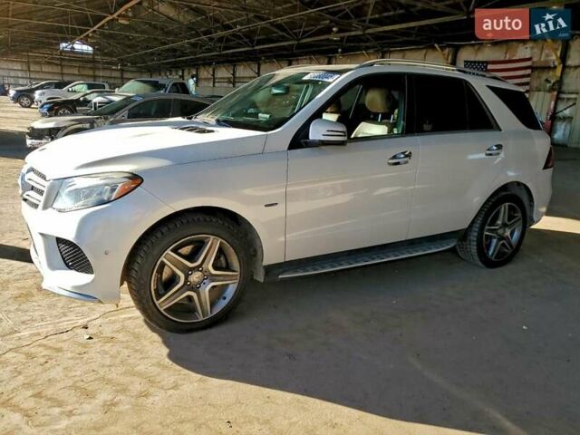 Белый Мерседес ГЛЕ-Класс, объемом двигателя 3 л и пробегом 169 тыс. км за 10500 $, фото 1 на Automoto.ua