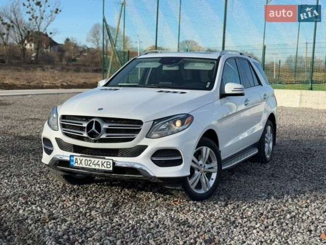 Белый Мерседес ГЛЕ-Класс, объемом двигателя 2.1 л и пробегом 133 тыс. км за 30500 $, фото 1 на Automoto.ua