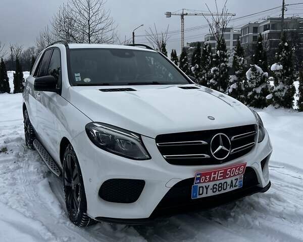 Білий Мерседес ГЛЕ-Клас, об'ємом двигуна 2.14 л та пробігом 220 тис. км за 26500 $, фото 1 на Automoto.ua