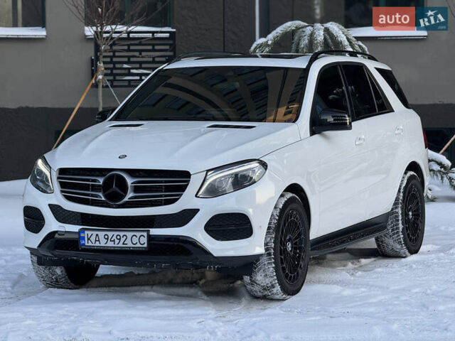 Белый Мерседес ГЛЕ-Класс, объемом двигателя 2.14 л и пробегом 248 тыс. км за 28500 $, фото 1 на Automoto.ua
