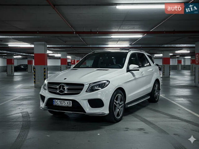 Белый Мерседес ГЛЕ-Класс, объемом двигателя 2.99 л и пробегом 139 тыс. км за 41000 $, фото 1 на Automoto.ua