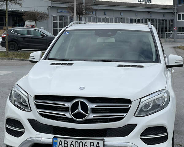Белый Мерседес ГЛЕ-Класс, объемом двигателя 2.14 л и пробегом 95 тыс. км за 35900 $, фото 1 на Automoto.ua