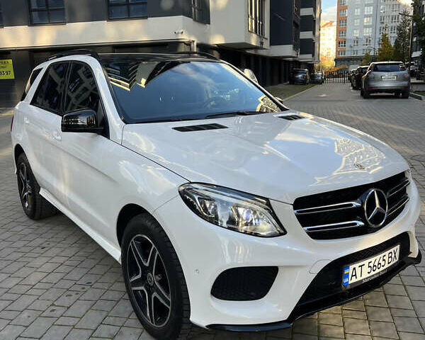 Мерседес ГЛЕ-Клас 2017 у Івано-Франківську на Automoto.ua Білий Мерседес ГЛЕ-Клас, об'ємом двигуна 2.14 л та пробігом 200 тис. км за 34800 $, фото 1 на Automoto.ua