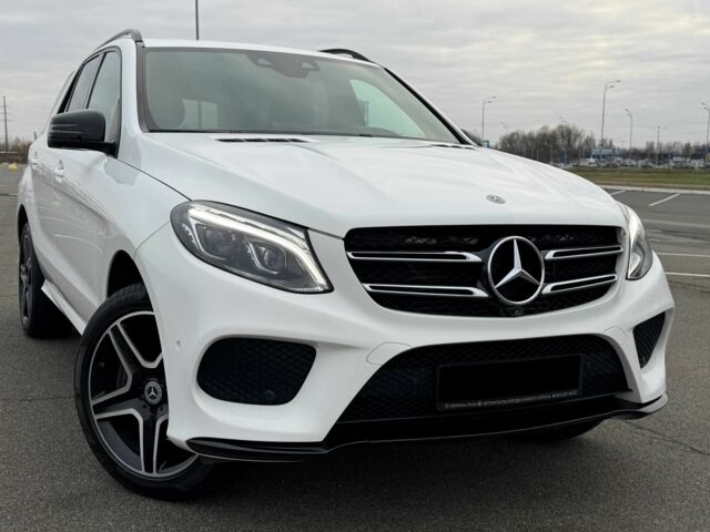 Білий Мерседес ГЛЕ-Клас, об'ємом двигуна 2.1 л та пробігом 142 тис. км за 37700 $, фото 1 на Automoto.ua