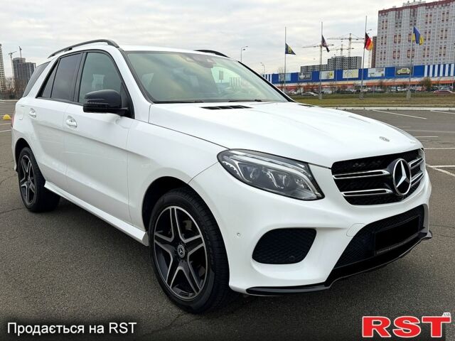 Білий Мерседес ГЛЕ-Клас, об'ємом двигуна 2.1 л та пробігом 142 тис. км за 37700 $, фото 1 на Automoto.ua