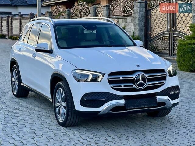 Мерседес ГЛЕ-Класс 2019 в Ровно на Automoto.ua Белый Мерседес ГЛЕ-Класс, объемом двигателя 1.95 л и пробегом 50 тыс. км за 65000 $, фото 1 на Automoto.ua