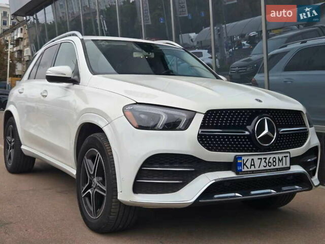 Мерседес ГЛЕ-Клас 2019 у Києві на Automoto.ua Білий Мерседес ГЛЕ-Клас, об'ємом двигуна 2 л та пробігом 133 тис. км за 49900 $, фото 1 на Automoto.ua