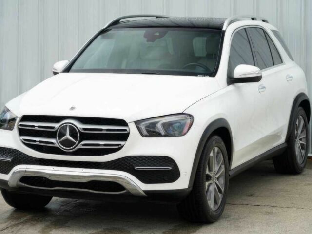 Белый Мерседес ГЛЕ-Класс, объемом двигателя 2 л и пробегом 22 тыс. км за 9900 $, фото 1 на Automoto.ua