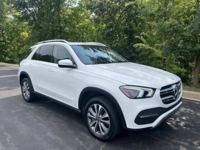 Белый Мерседес ГЛЕ-Класс, объемом двигателя 2 л и пробегом 10 тыс. км за 15000 $, фото 1 на Automoto.ua