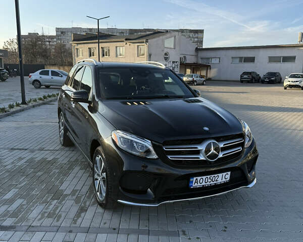 Черный Мерседес ГЛЕ-Класс, объемом двигателя 2.99 л и пробегом 195 тыс. км за 29000 $, фото 1 на Automoto.ua