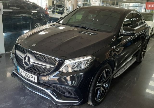 Черный Мерседес ГЛЕ-Класс, объемом двигателя 5.46 л и пробегом 123 тыс. км за 52000 $, фото 1 на Automoto.ua