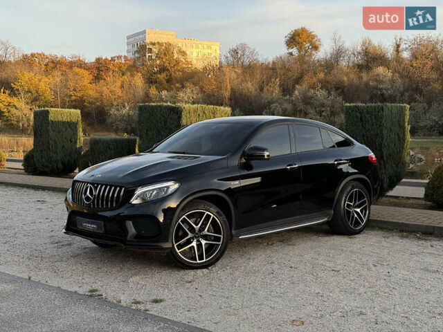 Мерседес ГЛЕ-Класс 2019 в Днепре (Днепропетровске) на Automoto.ua Черный Мерседес ГЛЕ-Класс, объемом двигателя 3 л и пробегом 59 тыс. км за 48600 $, фото 1 на Automoto.ua