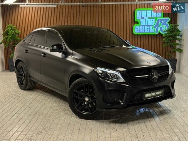 Серый Мерседес ГЛЕ-Класс, объемом двигателя 2.99 л и пробегом 123 тыс. км за 39500 $, фото 1 на Automoto.ua