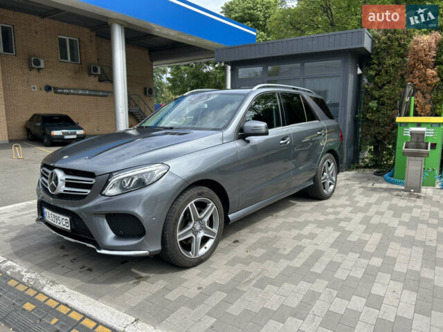 Серый Мерседес ГЛЕ-Класс, объемом двигателя 3 л и пробегом 81 тыс. км за 45400 $, фото 1 на Automoto.ua