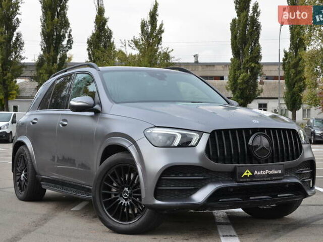 Серый Мерседес ГЛЕ-Класс, объемом двигателя 2 л и пробегом 82 тыс. км за 71999 $, фото 1 на Automoto.ua