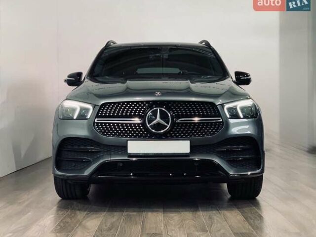 Серый Мерседес ГЛЕ-Класс, объемом двигателя 1.99 л и пробегом 37 тыс. км за 77999 $, фото 1 на Automoto.ua