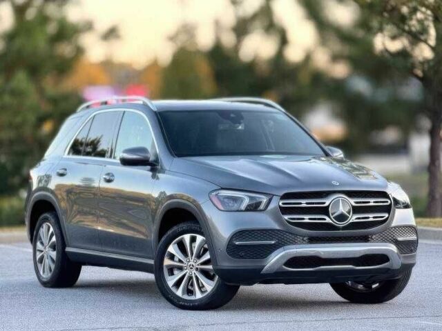 Сірий Мерседес ГЛЕ-Клас, об'ємом двигуна 2 л та пробігом 34 тис. км за 29900 $, фото 1 на Automoto.ua
