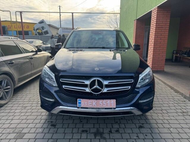 Синий Мерседес ГЛЕ-Класс, объемом двигателя 3.5 л и пробегом 169 тыс. км за 28000 $, фото 1 на Automoto.ua