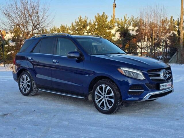 Синий Мерседес ГЛЕ-Класс, объемом двигателя 3 л и пробегом 173 тыс. км за 32999 $, фото 1 на Automoto.ua