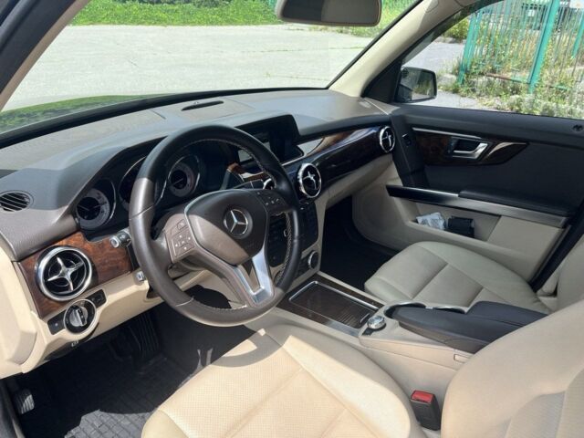 Серый Мерседес ГЛК 250, объемом двигателя 2.1 л и пробегом 0 тыс. км за 15500 $, фото 1 на Automoto.ua