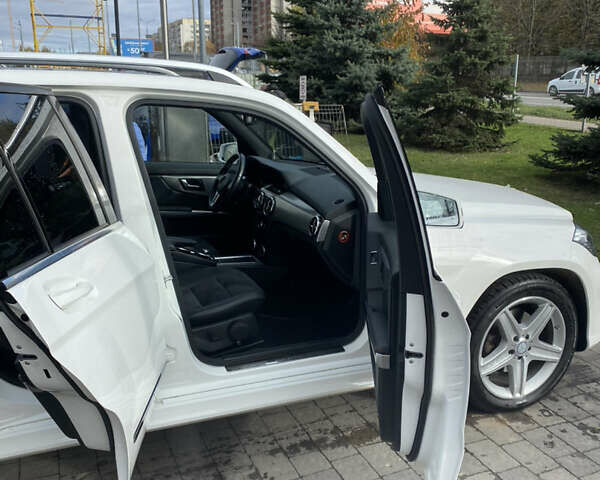 Білий Мерседес ГЛК-Клас, об'ємом двигуна 2.14 л та пробігом 137 тис. км за 34000 $, фото 1 на Automoto.ua