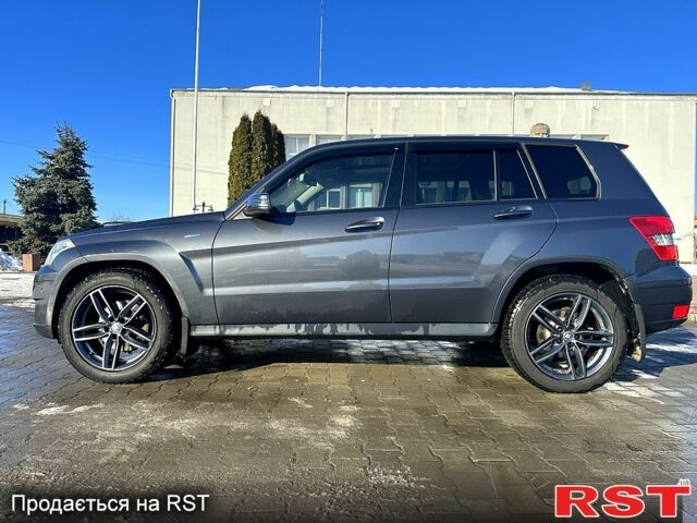 Сірий Мерседес ГЛК-Клас, об'ємом двигуна 2.1 л та пробігом 260 тис. км за 13900 $, фото 1 на Automoto.ua