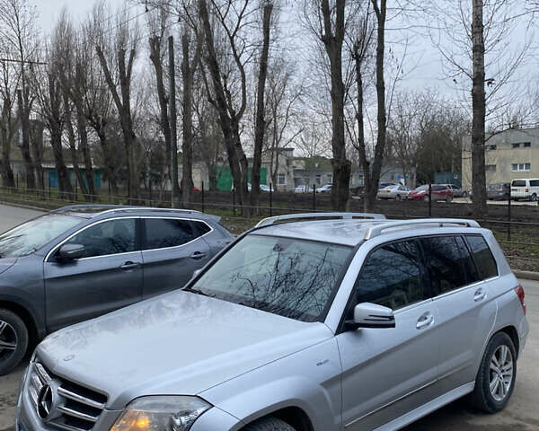 Серый Мерседес ГЛК-Класс, объемом двигателя 2.14 л и пробегом 345 тыс. км за 13200 $, фото 1 на Automoto.ua
