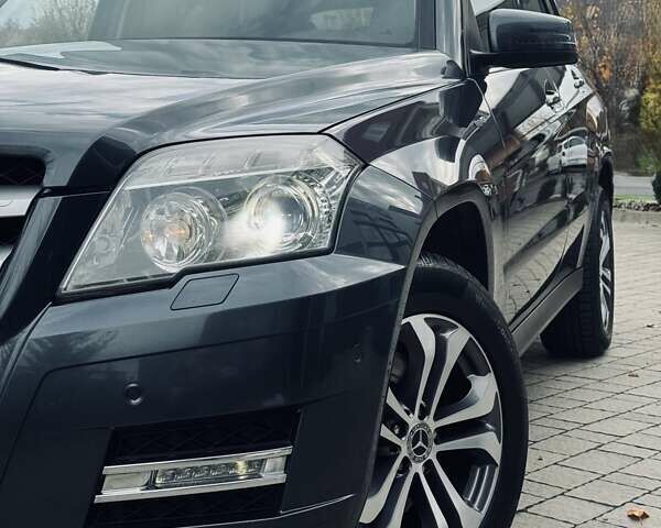 Серый Мерседес ГЛК-Класс, объемом двигателя 2.44 л и пробегом 360 тыс. км за 13800 $, фото 1 на Automoto.ua