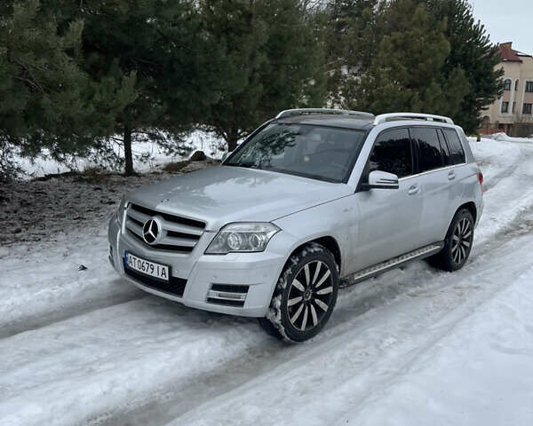 Сірий Мерседес ГЛК-Клас, об'ємом двигуна 2.14 л та пробігом 160 тис. км за 15000 $, фото 1 на Automoto.ua