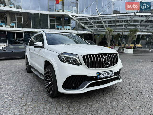 Белый Мерседес ГЛС-Класс, объемом двигателя 3 л и пробегом 150 тыс. км за 20000 $, фото 1 на Automoto.ua