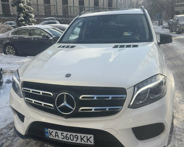 Белый Мерседес ГЛС-Класс, объемом двигателя 3 л и пробегом 144 тыс. км за 40700 $, фото 1 на Automoto.ua