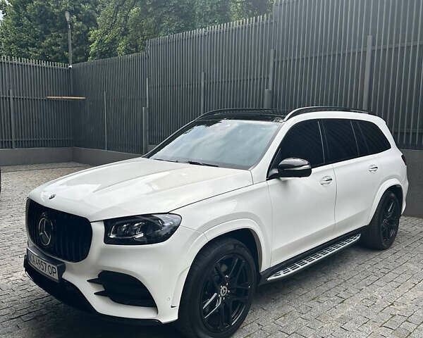 Белый Мерседес ГЛС-Класс, объемом двигателя 3.98 л и пробегом 108 тыс. км за 89000 $, фото 1 на Automoto.ua