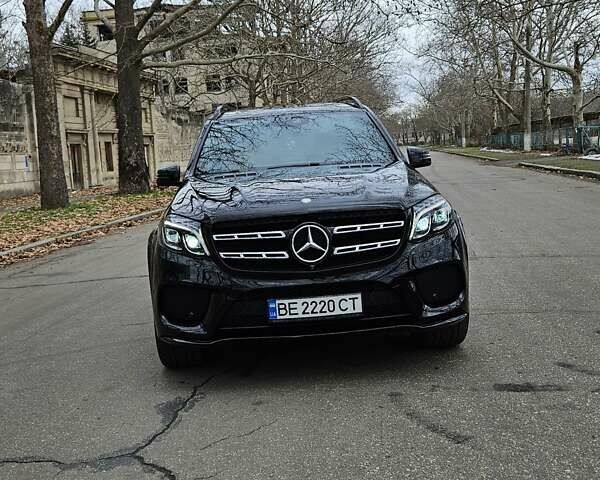Черный Мерседес ГЛС-Класс, объемом двигателя 3 л и пробегом 45 тыс. км за 52500 $, фото 1 на Automoto.ua