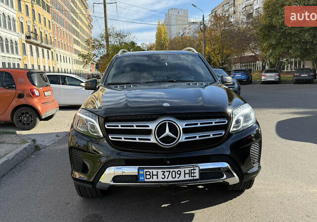 Черный Мерседес ГЛС-Класс, объемом двигателя 3 л и пробегом 200 тыс. км за 38000 $, фото 1 на Automoto.ua