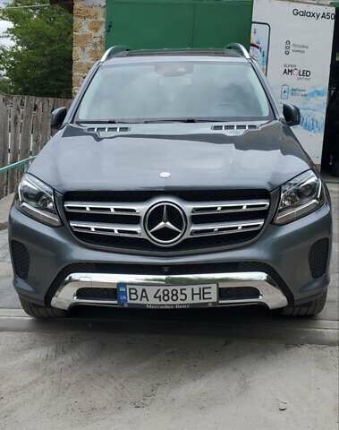 Серый Мерседес ГЛС-Класс, объемом двигателя 3 л и пробегом 115 тыс. км за 45000 $, фото 1 на Automoto.ua