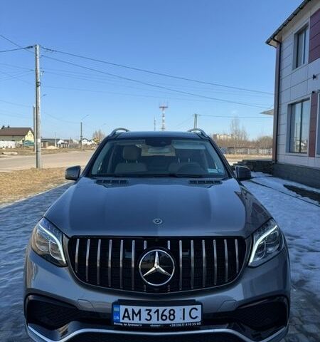 Серый Мерседес ГЛС-Класс, объемом двигателя 3 л и пробегом 100 тыс. км за 31000 $, фото 1 на Automoto.ua