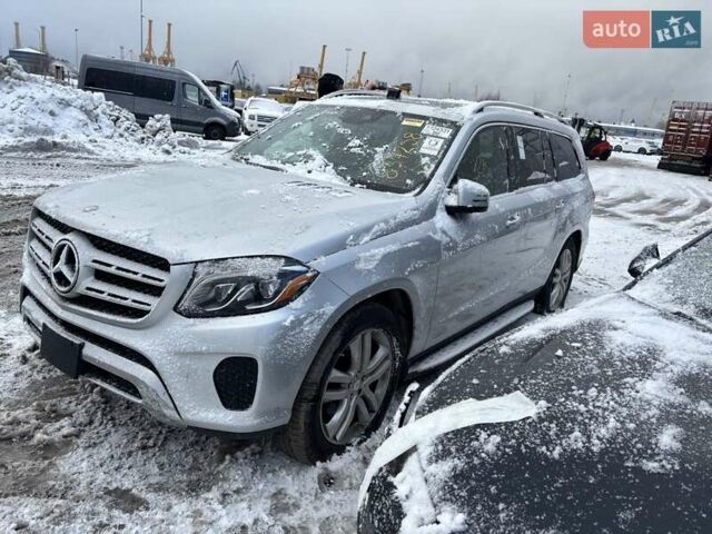 Серый Мерседес ГЛС-Класс, объемом двигателя 3 л и пробегом 170 тыс. км за 22700 $, фото 1 на Automoto.ua