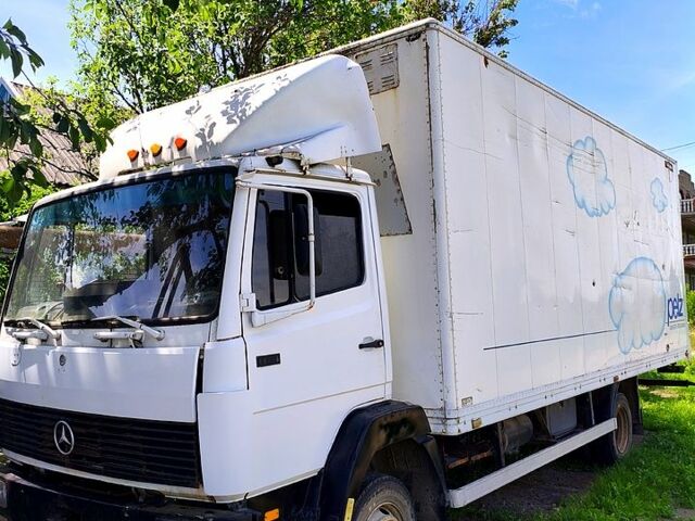 Белый Мерседес ЛН, объемом двигателя 6 л и пробегом 0 тыс. км за 4500 $, фото 1 на Automoto.ua