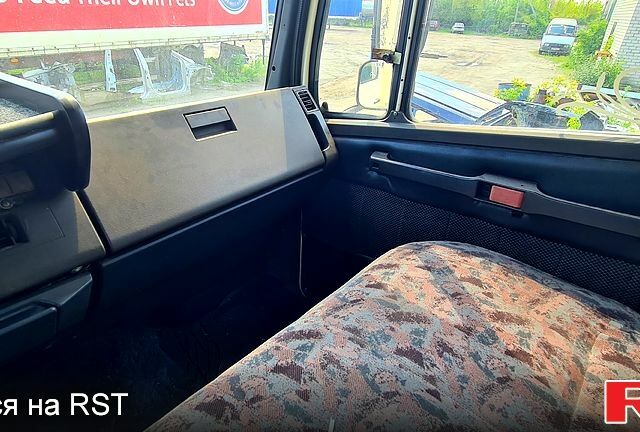 Белый Мерседес ЛН, объемом двигателя 4.3 л и пробегом 0 тыс. км за 8200 $, фото 1 на Automoto.ua