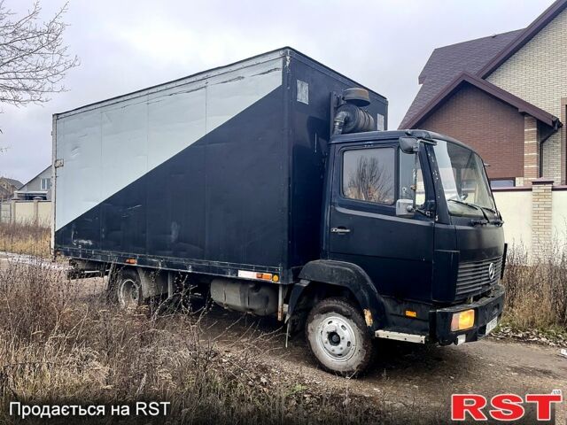 Мерседес ЛН, объемом двигателя 4 л и пробегом 0 тыс. км за 3200 $, фото 1 на Automoto.ua