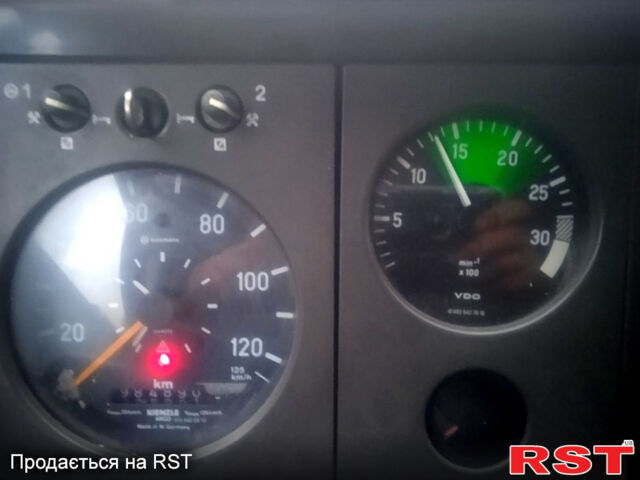 Синій Мерседес ЛН, об'ємом двигуна 6 л та пробігом 1000 тис. км за 8500 $, фото 1 на Automoto.ua