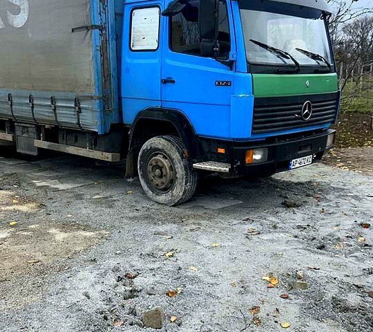 Синий Мерседес ЛН, объемом двигателя 6 л и пробегом 0 тыс. км за 8000 $, фото 1 на Automoto.ua