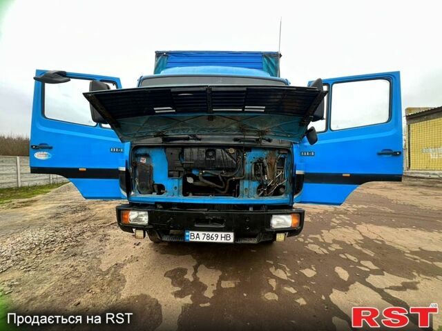 Синий Мерседес ЛН, объемом двигателя 4 л и пробегом 686 тыс. км за 10000 $, фото 1 на Automoto.ua