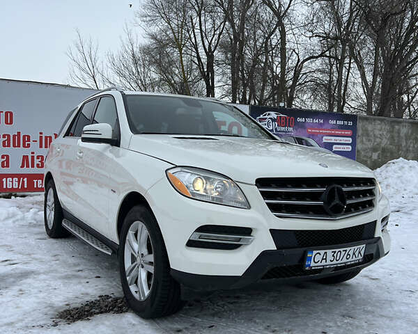 Белый Мерседес М-Класс, объемом двигателя 2.99 л и пробегом 267 тыс. км за 17700 $, фото 1 на Automoto.ua