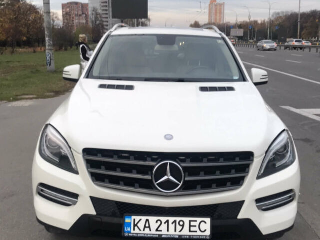 Белый Мерседес М-Класс, объемом двигателя 3.5 л и пробегом 185 тыс. км за 18300 $, фото 1 на Automoto.ua